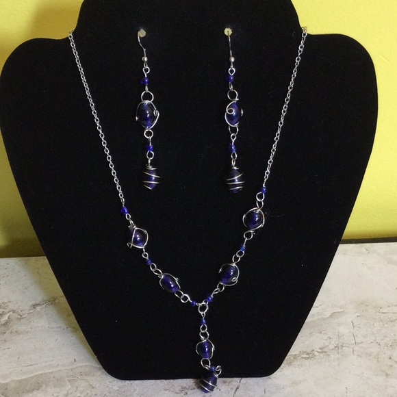 Travel Jewelry - FIRM  Silver with royal bead necklace/earring set
